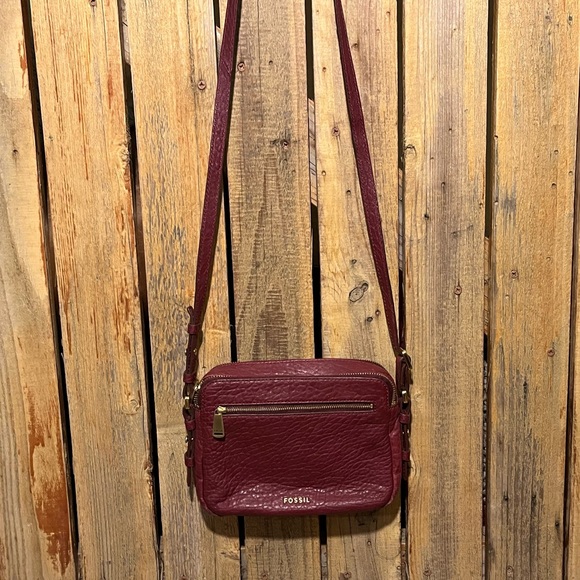 Fossil Red Leather Shoulder Bag - Picture 1 of 9